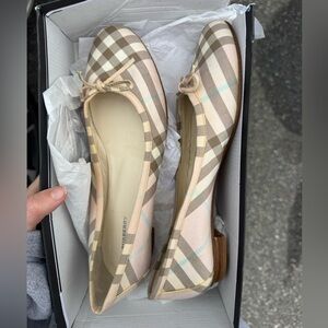 Burberry ballet flats